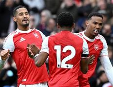 冲刺阶段体能课后，阿森纳主帅复盘备战国王杯，媒体盛赞，赛季目标并未改变(曼联8比2大胜阿森纳)-开云kaiyun体育平台